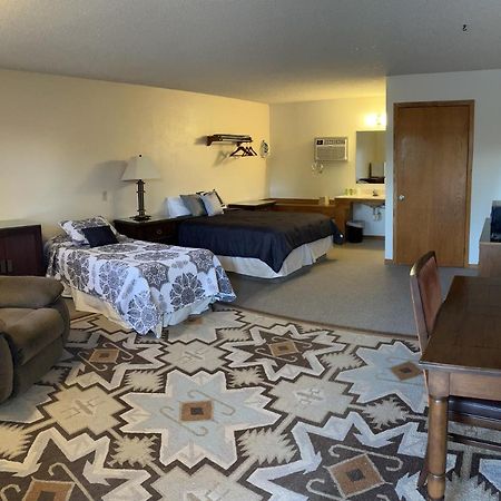 Furnas County Lodging Beaver City Bagian luar foto