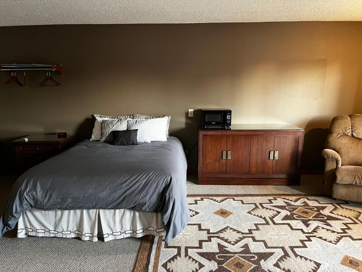 Furnas County Lodging Beaver City Bagian luar foto