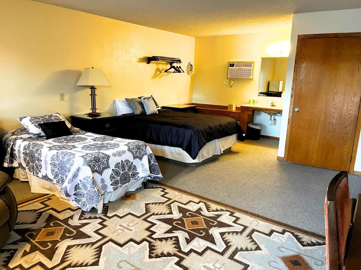 Furnas County Lodging Beaver City Bagian luar foto